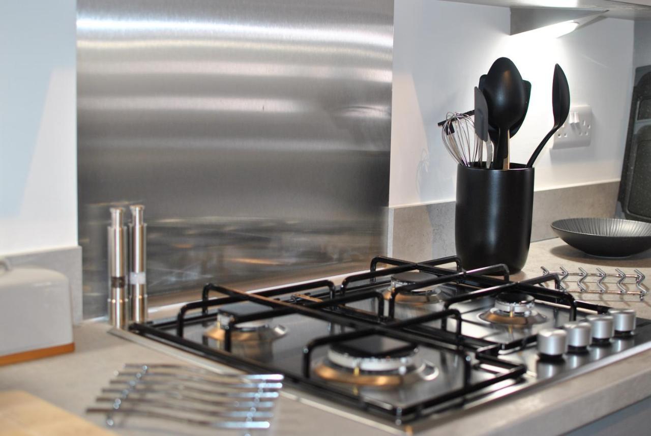 Maeyar-Contemporary Apartment In Coastal Village แอนสตรัทเธอร์ ภายนอก รูปภาพ